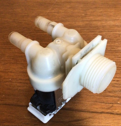 Bosch WAK28260 Waschmaschine Wassereinlass Doppelventil Magnetspulen 9000544932