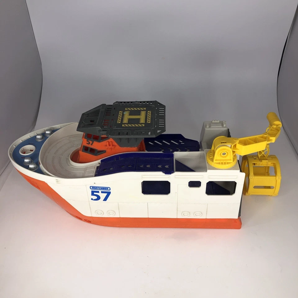 Matchbox Mission Marine Rescue Shark Boat BFN57 Mattel 2013 - Image 2 of 4