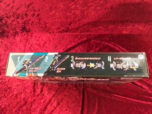 Kamen Rider Geats DX Command Twin Buckle & Raging Sword with Tycoon Core ID - Picture 6 of 9