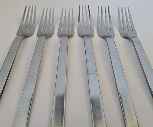 Lot 28 TOWLE Living Collection 18/0 Utensils Spoons Forks Knives - Picture 16 of 24