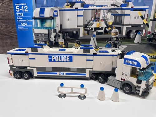 Lego City 7743 Police Command Centre 100% Complete With Instructions And Box - Picture 3 of 10