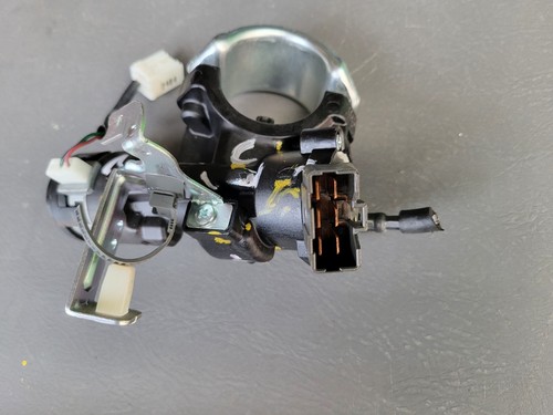 🔑 2012 - 2017 Hyundai Accent Sedan Ignition Switch Door Lock Cylinder Trunk - Picture 8 of 9