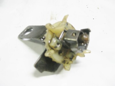 Briggs Stratton 126T02-1347-B1 Engine Governor Oil Slinger Part 691997, 493737