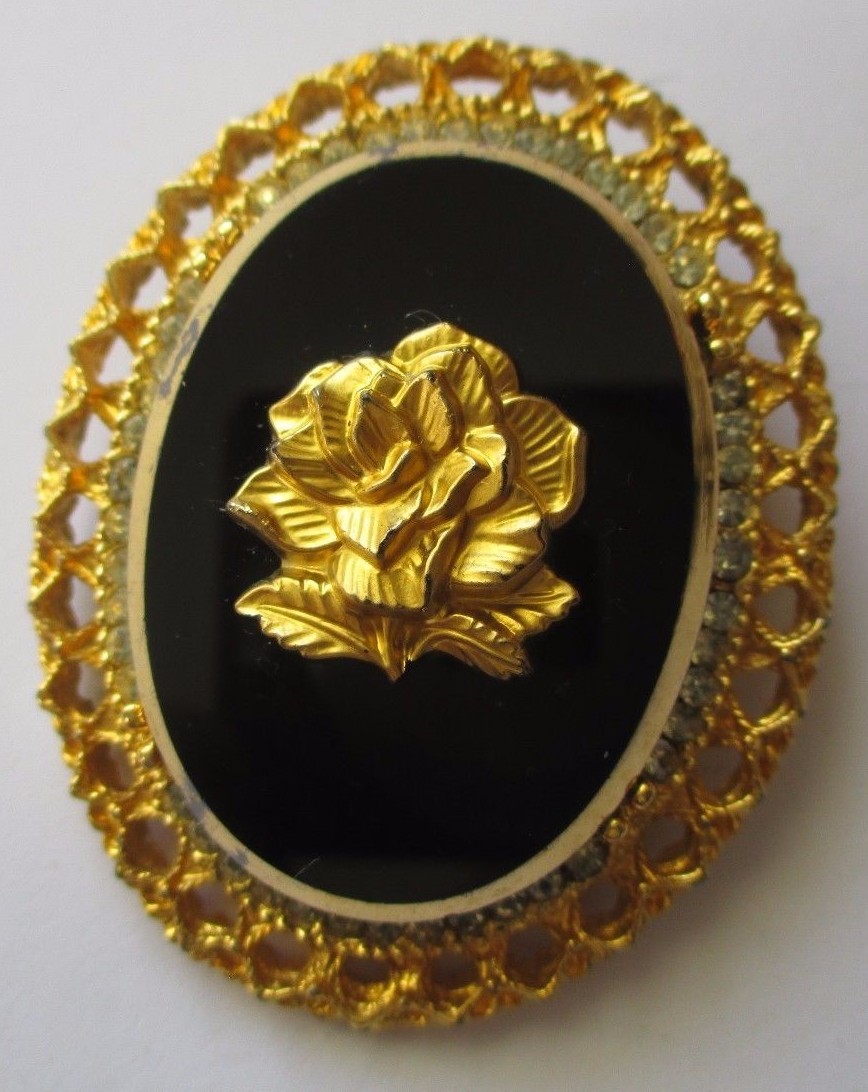 Broche Vintage En Bronze - Motif Taupe Camée Gravé En Relief, Occasion Bon état