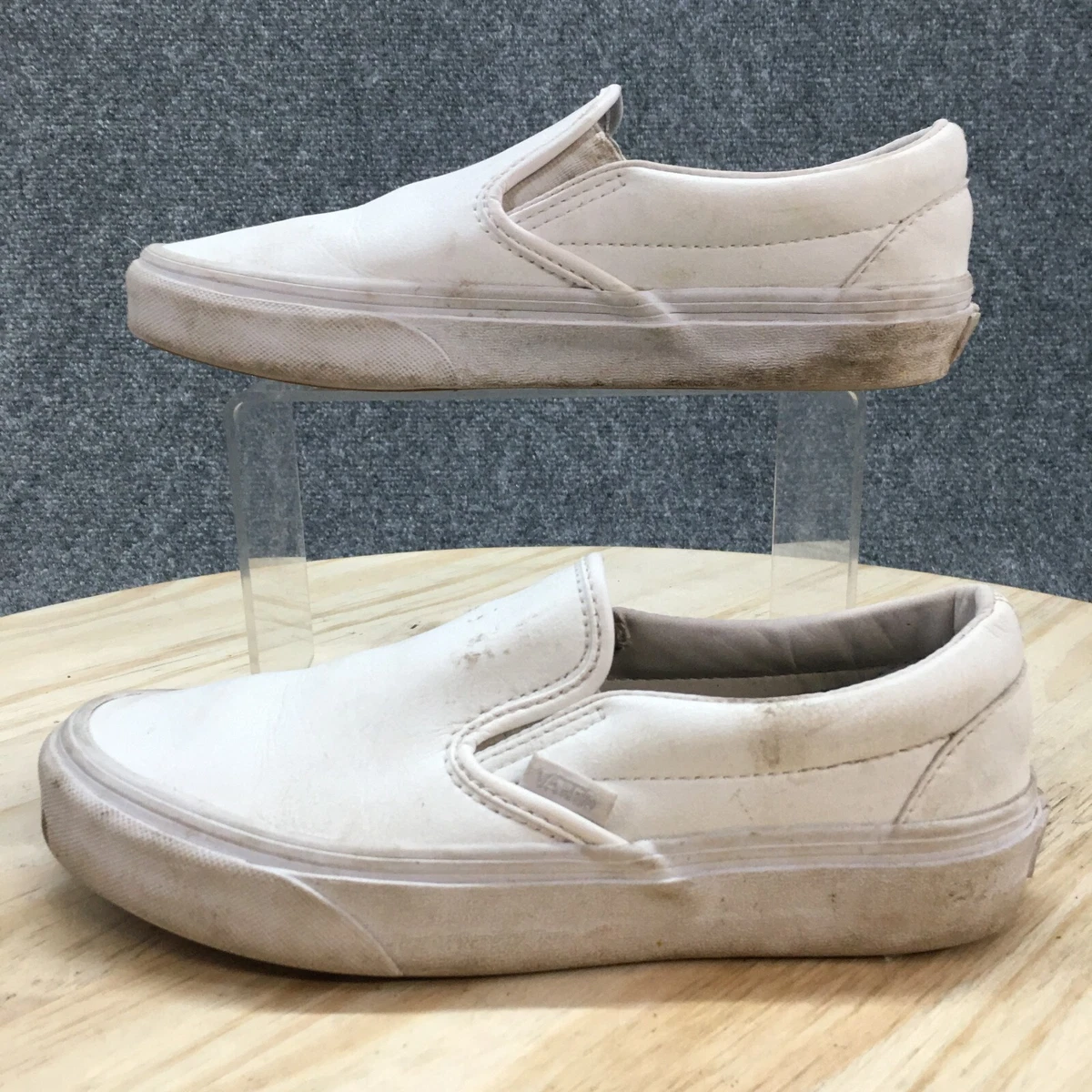 Vans plain white slip hotsell on