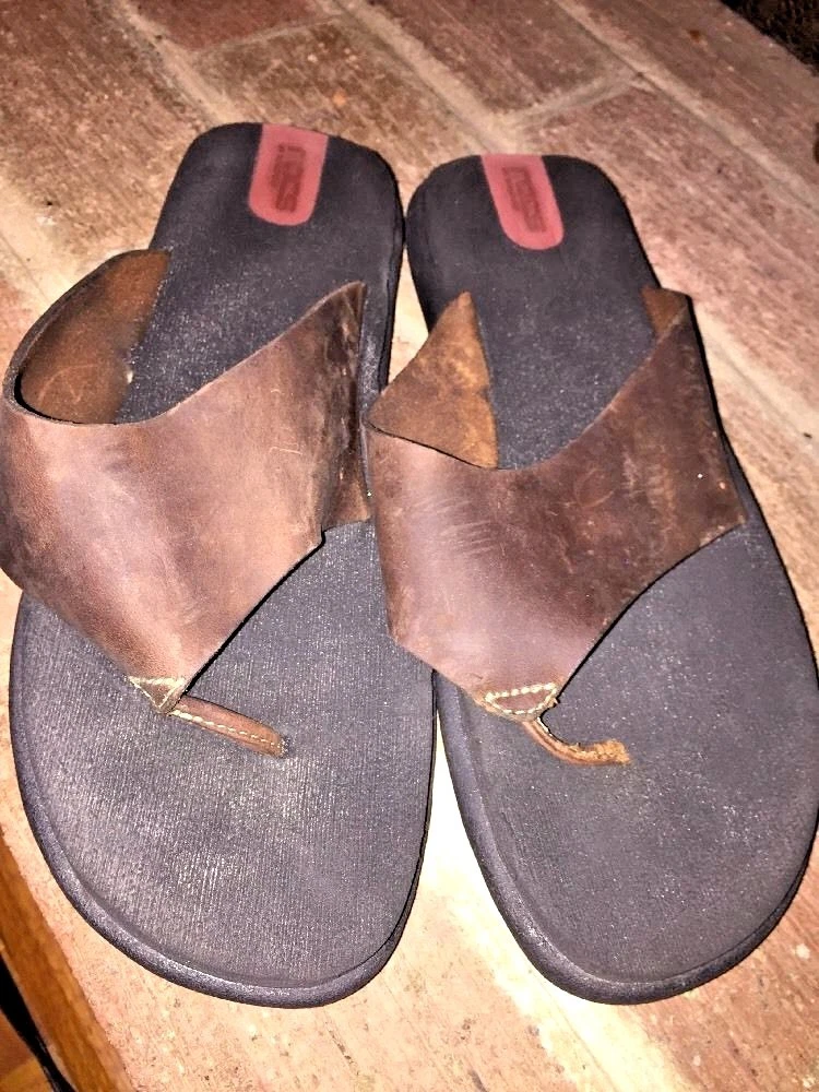 ROCKPORT Get Your Kicks LEATHER MENS FLIP FLOPS Thongs Strap
