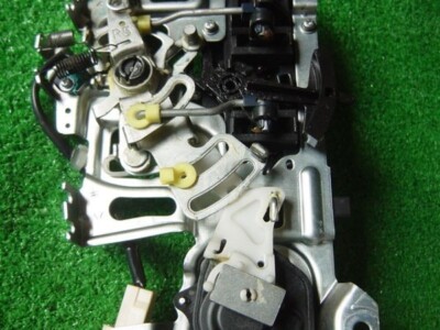 TOYOTA VOXY ZRR70 Genuine Slide Door Latch Lock Actuator Rear