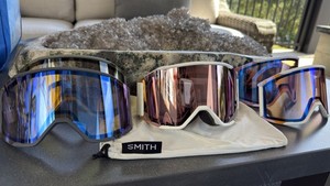 smith squad mag goggles Ski Snow Snowboard Chromapop Rare Limited Edition White