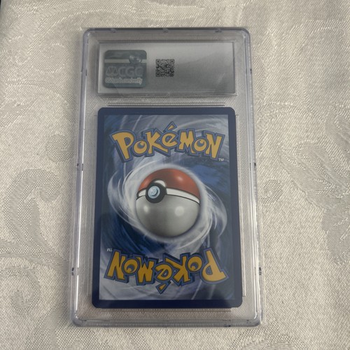 CGC 10 Pokemon Pikachu 005/025 Celebrations 25th - Picture 2 of 2