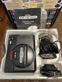 Sega Genesis Model 1 Console Sonic The Hedgehog Bundle System CIB Complete Box