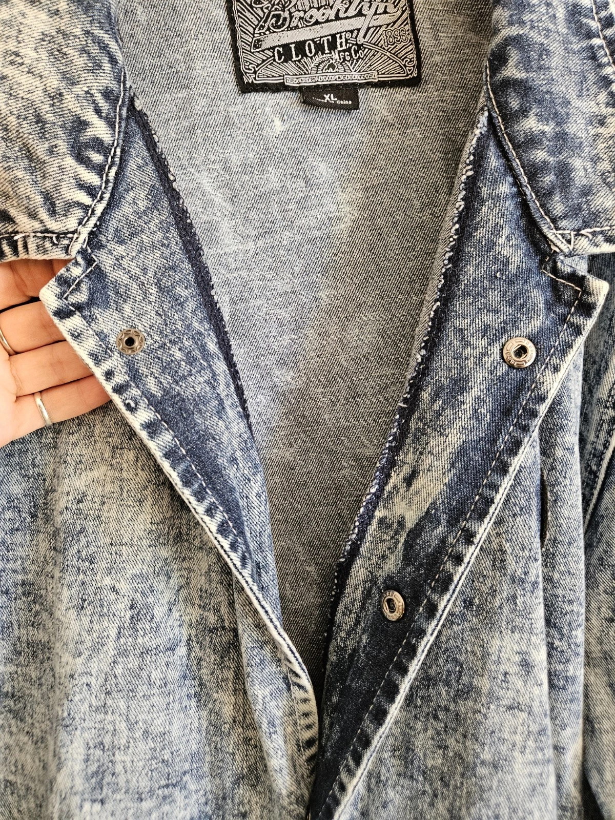 Brooklyn Cloth Men's XL Acid Wash Denim Jacket Military Patches Distressed Jean - product detail image 7