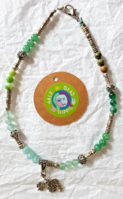 Arcane Forest 001: Hand crafted 46cm guitar string choker in glass stone & metal