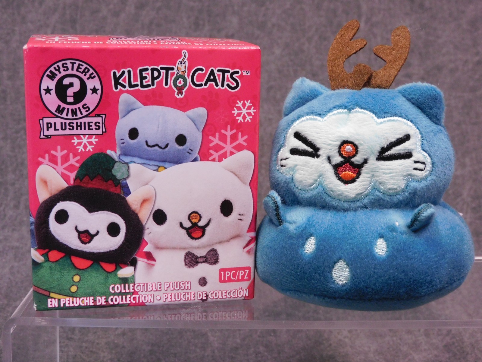 Funko KleptoCats NEW Oli Reindeer Plush Blind Box Klepto Cat Stuffie 2490₽