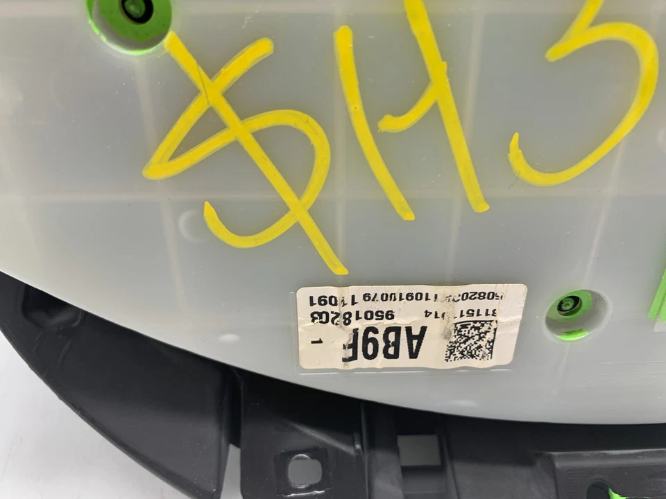 Chevrolet Cruze 2011 velocímetro cuadro de instrumentos 137.249 millas OEM A04B31003 Foto 4 de 4