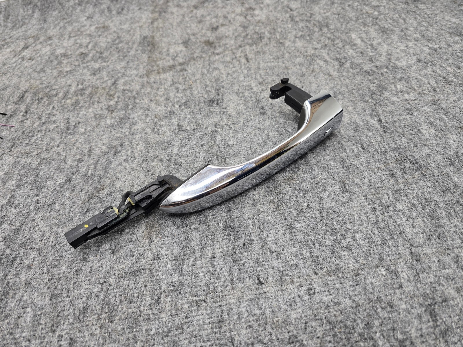 FRONT DOOR HANDLE ASSEMBLY LEFT/RIGHT 40K 14-19 MASERATI GHIBLI S QUATTROPORTE