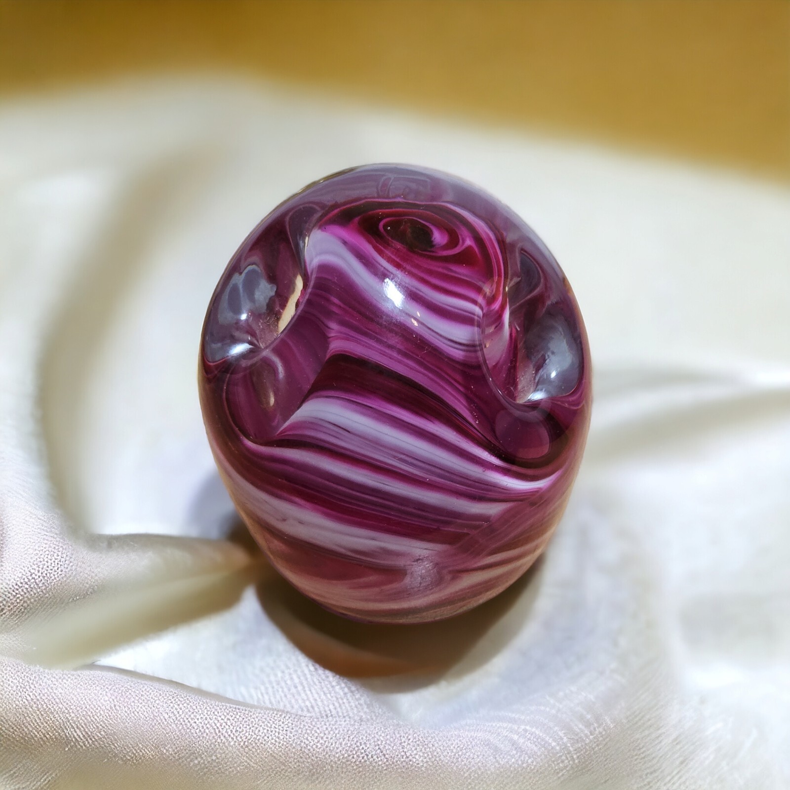 Vintage 1991 Gibson Glass Paperweight Pink and White Swirled