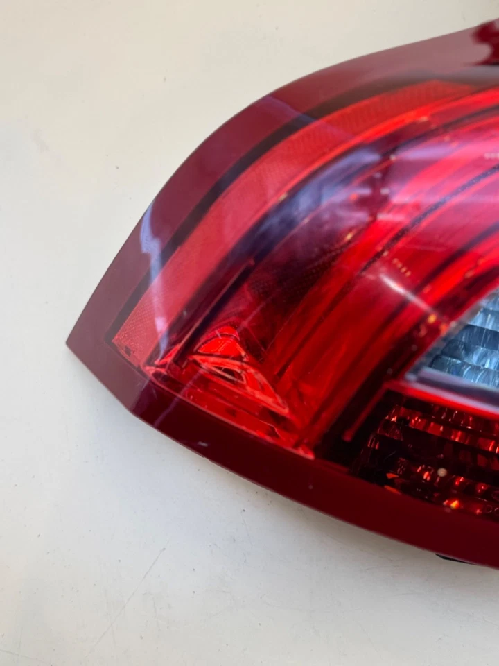 Luz trasera izquierda izquierda para conductor Volvo XC60 2010-2017 OEM Foto 2 de 4