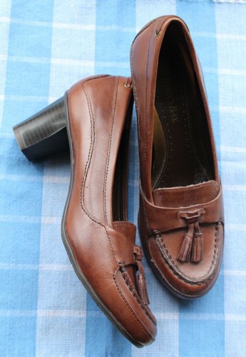St. John's Bay Womens Brown Leather Tasseled High Heel Shoe - Size 8M - Picture 3 of 4