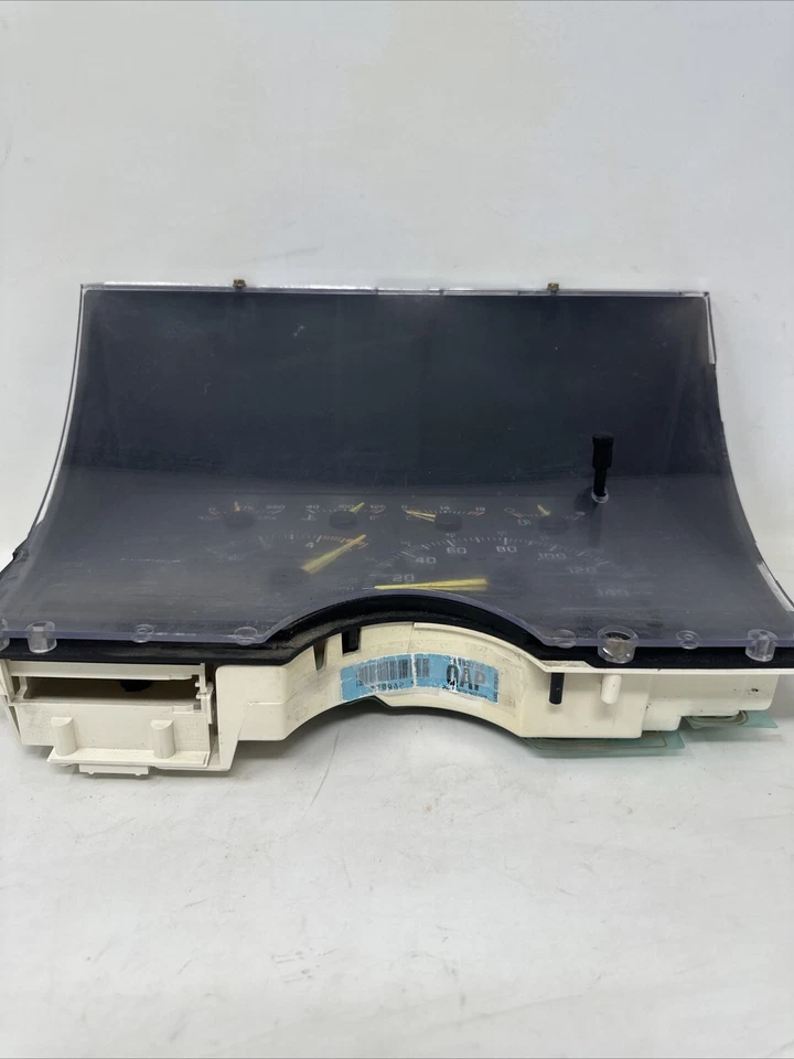 Chevy C3500 1994 cuadro de velocímetro de instrumentos OEM - 315787 km # 16193735 OEM Foto 2 de 4