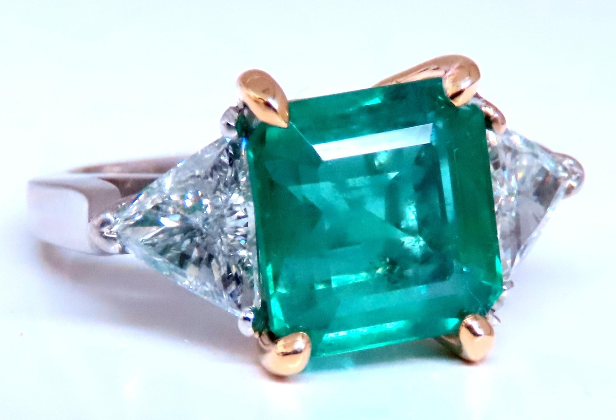 GIA Certified 3.97ct Natural Emerald (F1) Trillants Diamond Ring