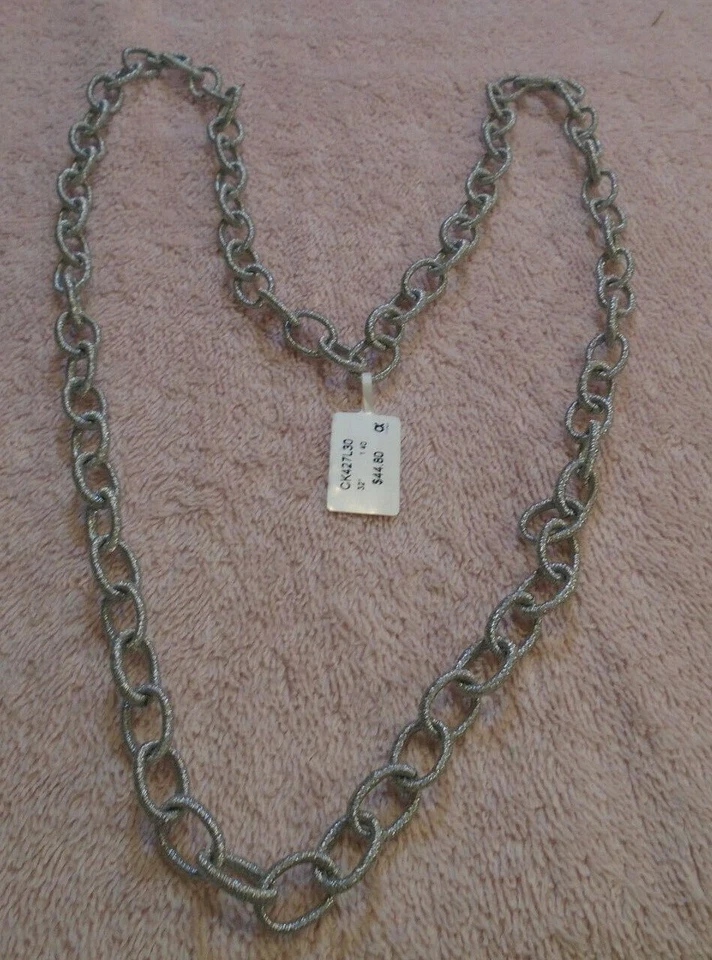 Collar de cadena pequeño CK Calvin Klein tono plata muy ligero 31" Foto 3 de 4