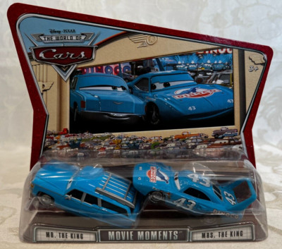 Disney Pixar Cars MR. & MRS. THE KING Movie Moments World of Cars 2 Pack