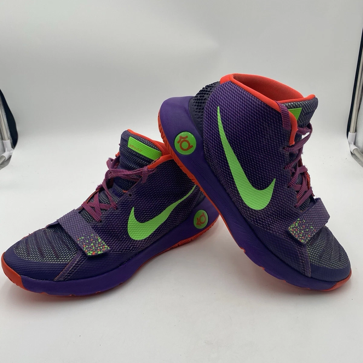 Nike KD Trey 5 III Green for Sale | Authenticity Guaranteed  display picture 2