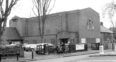 Foto 6x4 St Faith, Sunray Avenue, London SE24 Brixton\/TQ3175 um 2004