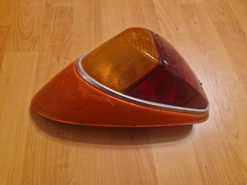 VW Käfer Rückleuchte Oldtimer Hella Rücklicht mit Sockel Lampenträger