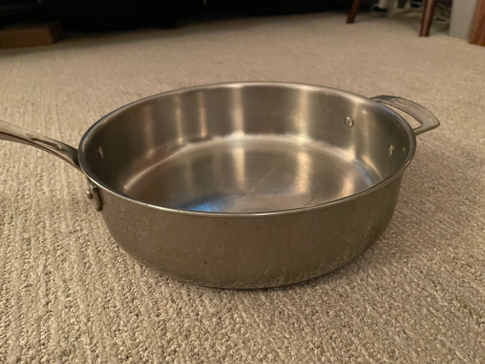 Viking 3-Ply Stainless Steel Saute Pan Mirror Finish With Glass Lid 5.25 Qt