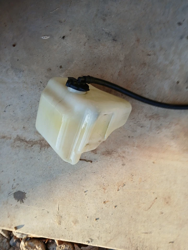 Botella depósito recuperación refrigerante radiador Lexus RX300 2000-2003 CON TAPA OEM Foto 4 de 4
