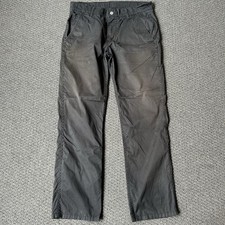 Levi’s 514 Cargo Pants Black Size 32W 32L (Brown Marks On Thighs)