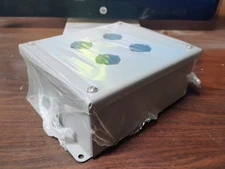 WIEGMANN PB4S PUSHBUTTON ENCLOSURE 4-HOLE 7x6x3 SCREW COVER NEW IN BOX