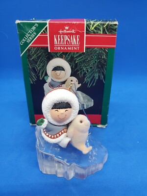 VINTAGE Hallmark 1990 FROSTY FRIENDS 11th in the SERIES Ornament ESKIMO SEAL ICE