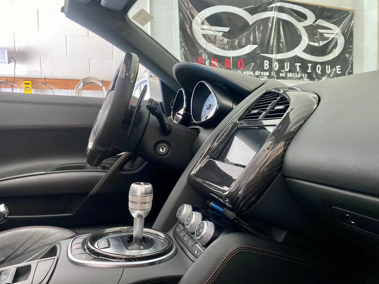 Audi R8 1st gen 100% Carbon Fiber Double DIN Radio Trim Bezel for DD radio