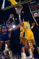 New York Knicks Patrick Ewing Makes A Jumpshot 1980 Basketball Photo