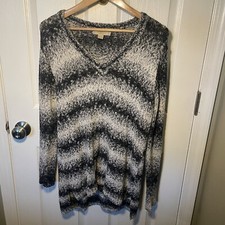 MICHAEL Michael Kors Black  White Stripe V-Neck Long Knit Pullover Sweater M