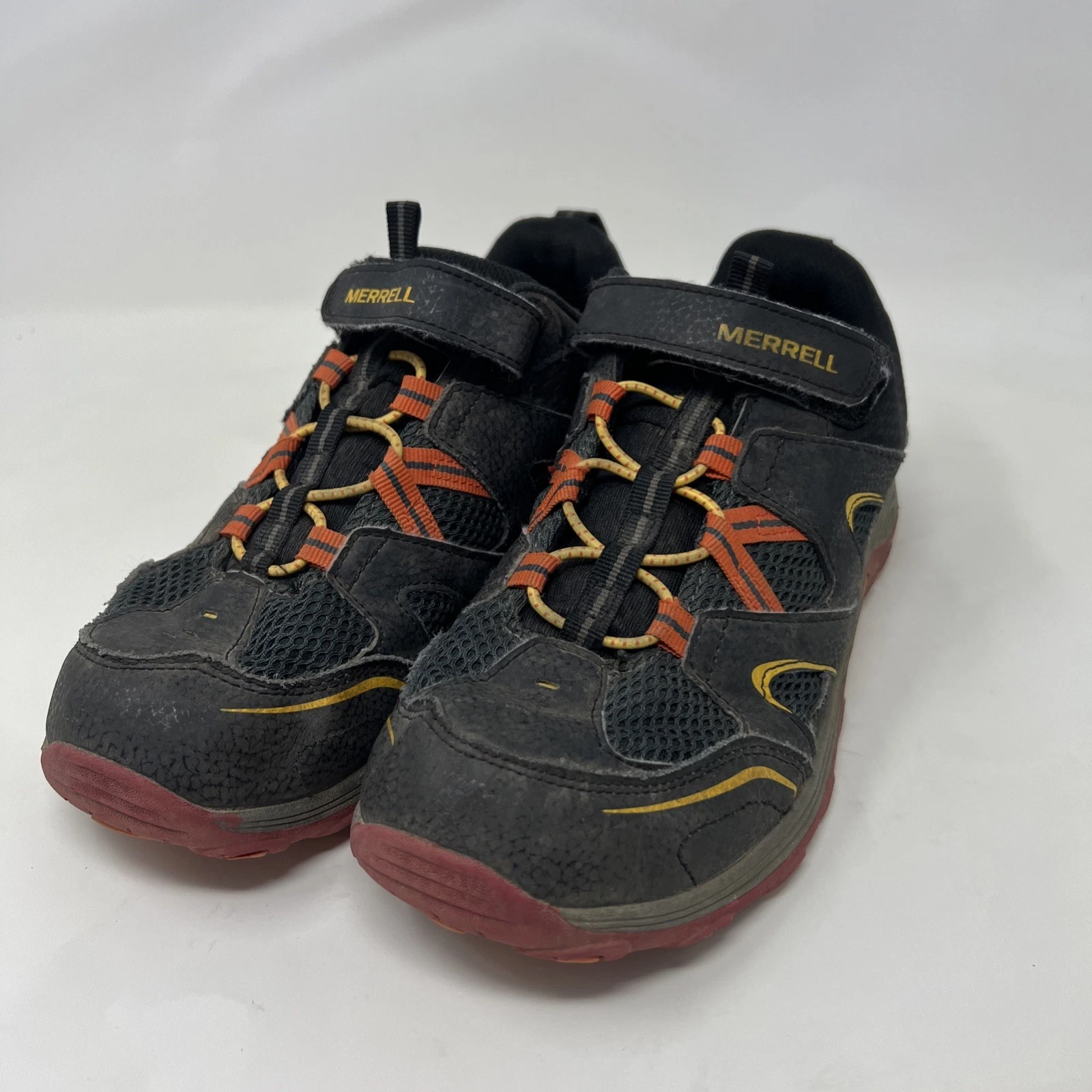 Merrell Trail Chaser Hiking Sneaker Black Grey RED Mens 7.5M