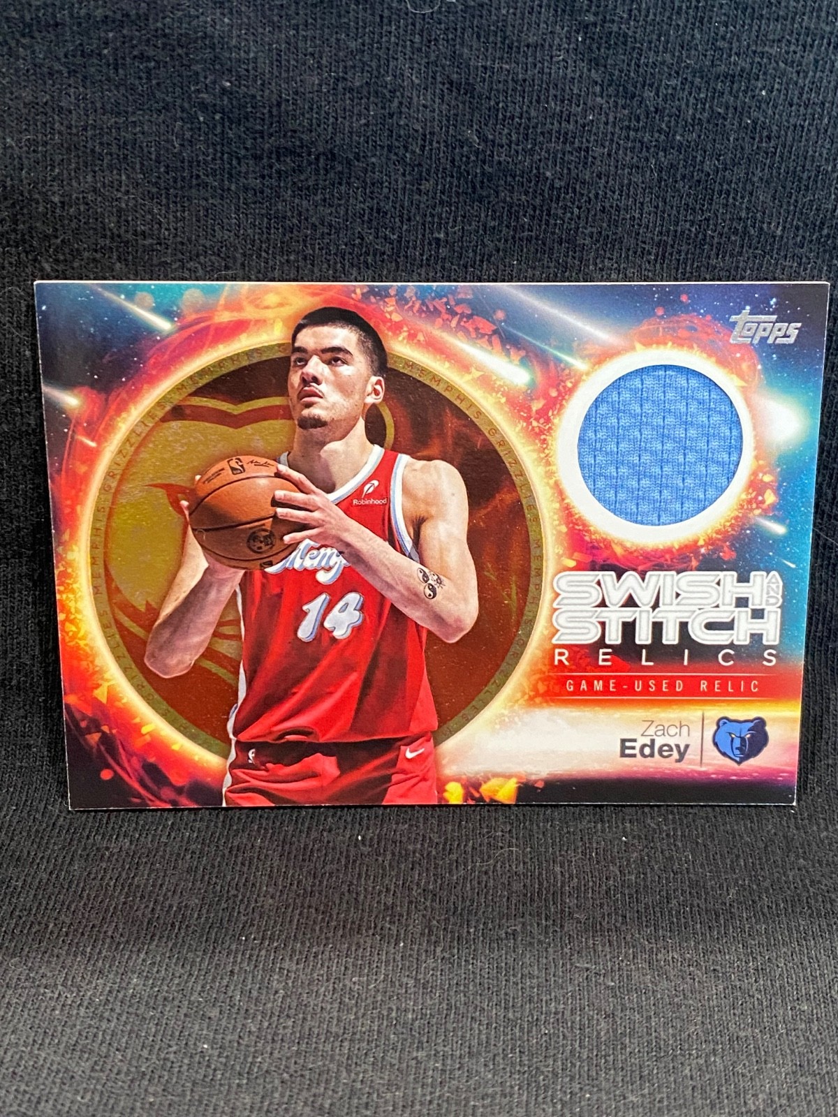2025-26 Topps - Swish and Stitch Relics Zach Edey #SST-ZE Holofoil (MEM)