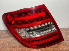 Mercedes W204 C-Klasse Rückleuchte hinten links Brems Stop Lampe A204 8206264