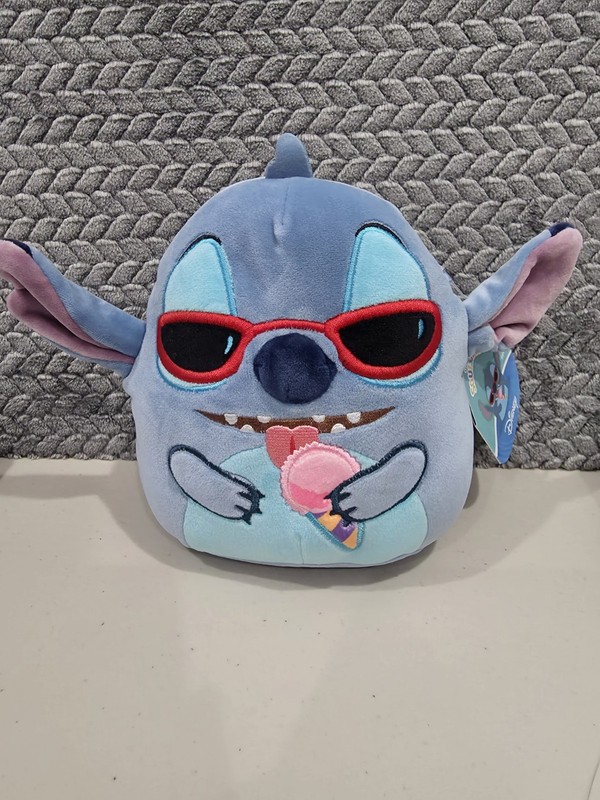 Squishmallows Disney Lilo and Stitch Holding Ice Cream Sunglasses 8-in Plush New