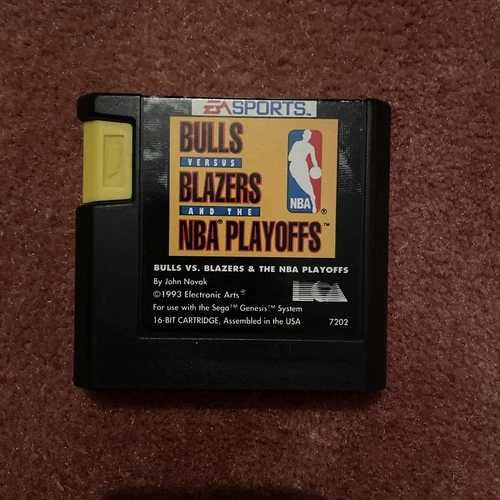 Bulls vs Blazers NBA Playoffs Sega Genesis EA 1993 Cartridge Vintage Jordan Bird