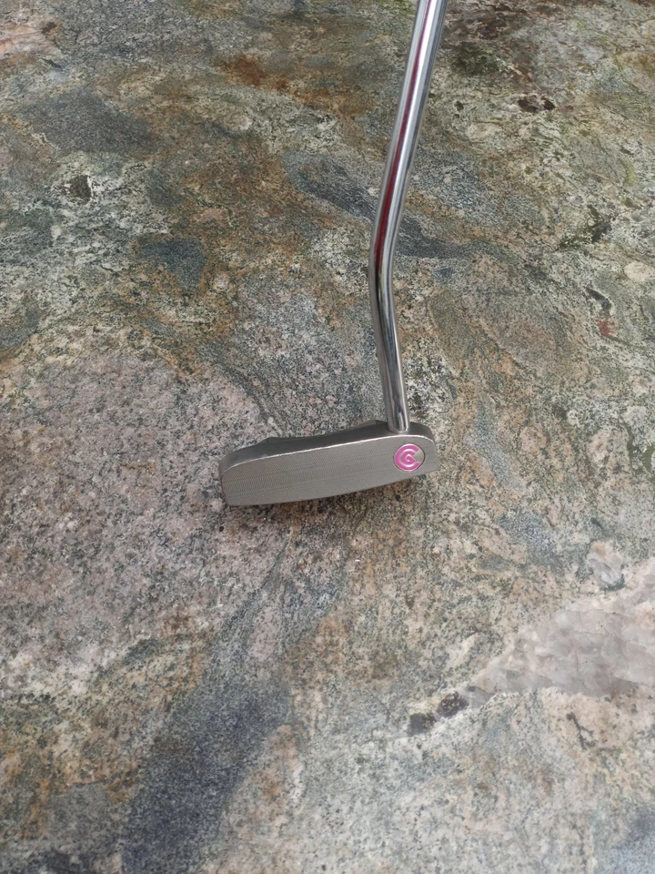 Cleveland VP Mallet Putter 33"  Right-Handed Putter - Image 3 of 4