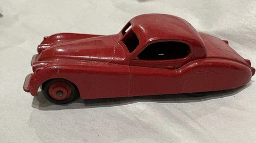 Dinky Toys Vintage Original 157 Jaguar XK120 Red Meccano England