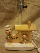 Underwriters Laboratories Vintage Nursery Lamp Wood Shoe --works.