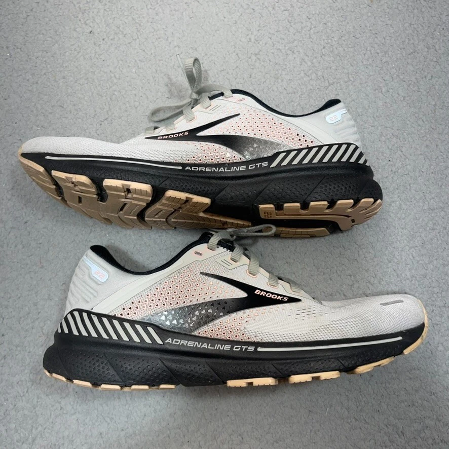 Brooks shop running sale