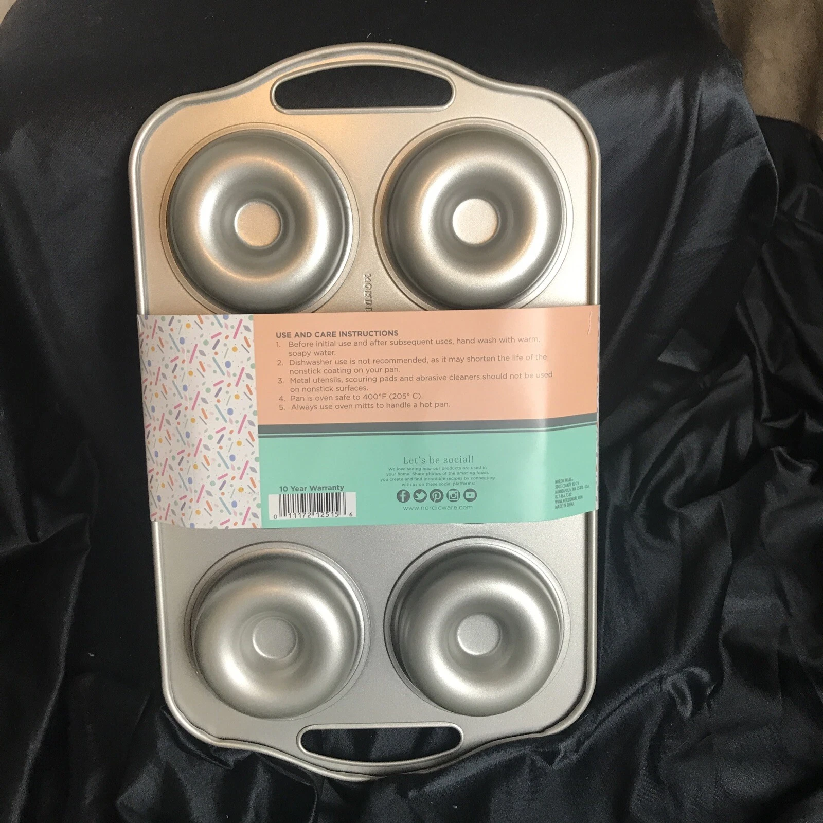 Nordic Ware Doughnut Pan - Thumbnail 5