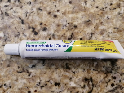 Equate Hemorrhoidal Cream Maximum Strength 1.8 oz exp: 09/2026
