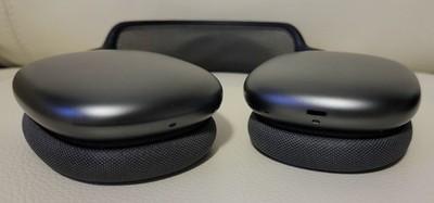 Apple A2096 AirPods MAX Headphones w/ Smart Case + Lightning Cable