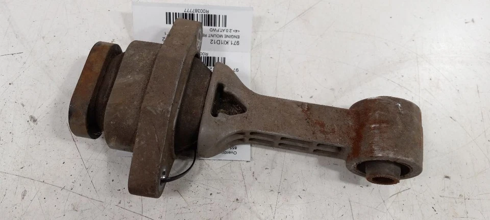 Montaje trasero motor Kia Soul 2012 2013 Foto 4 de 4